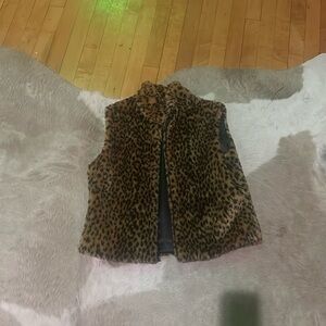 Leopard print vest
